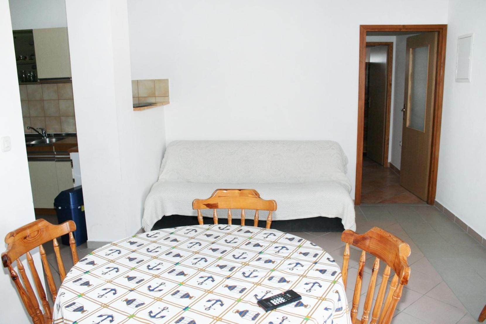 Apartments And Rooms By The Sea Pag - 3152 Pag Town Room photo